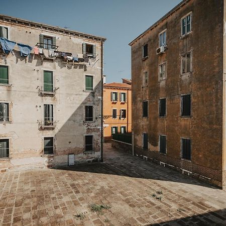 Accogliente Monolocale Veneziano2 Aria Condizionata, Vicino A Campus E Stazione Apartman Kültér fotó