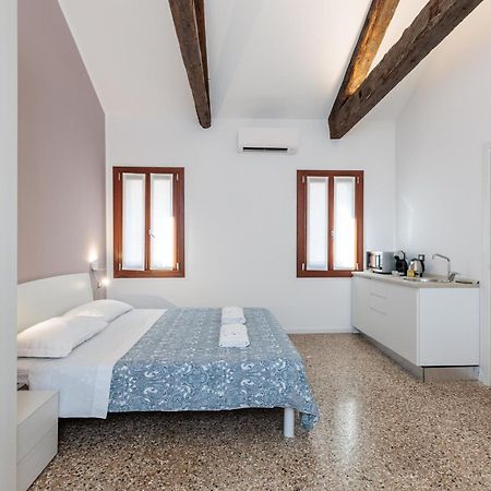 Accogliente Monolocale Veneziano2 Aria Condizionata, Vicino A Campus E Stazione Apartman Kültér fotó